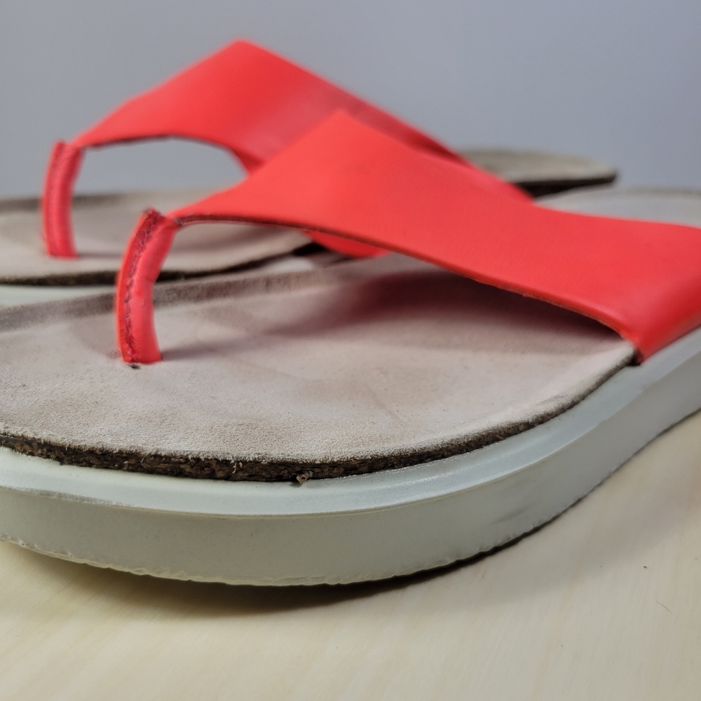 Ecco Corksphere Coral Thong Sandal Womens Size 9 - Picture 11 of 11